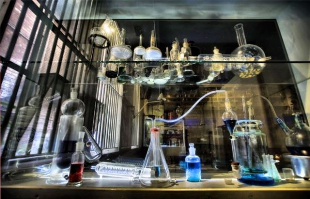 Mad science cocktails at The Croft Institute; image courtesy of thecroftinstitute.com.au 